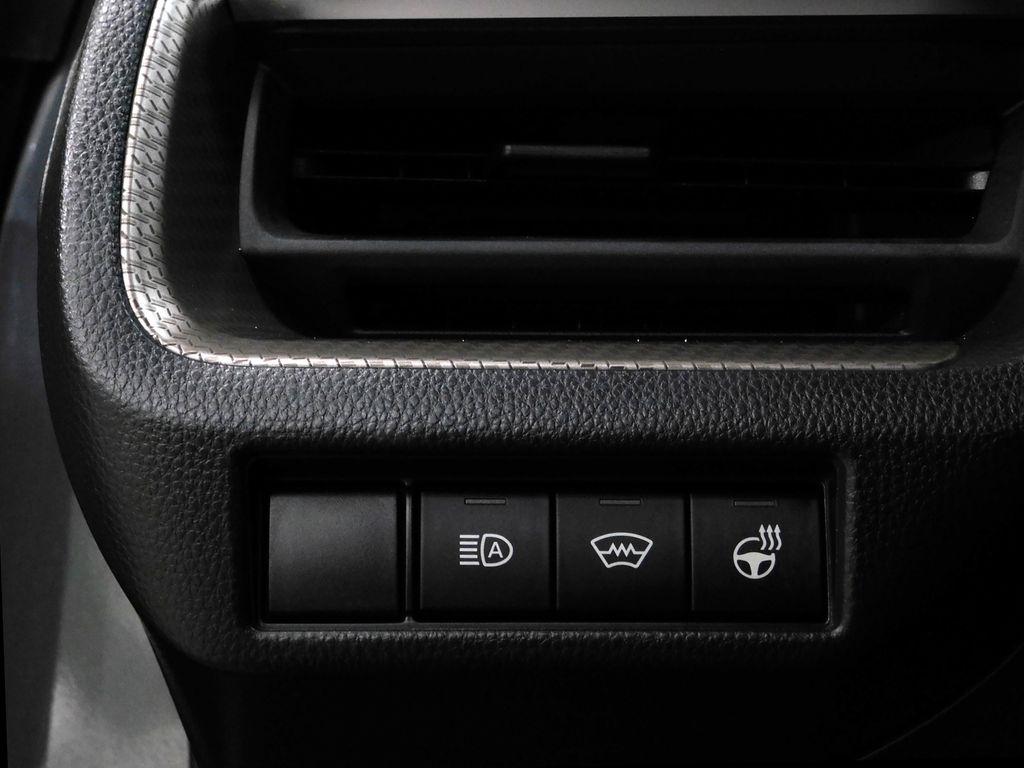 Toyota Prius XLE AWD 2024