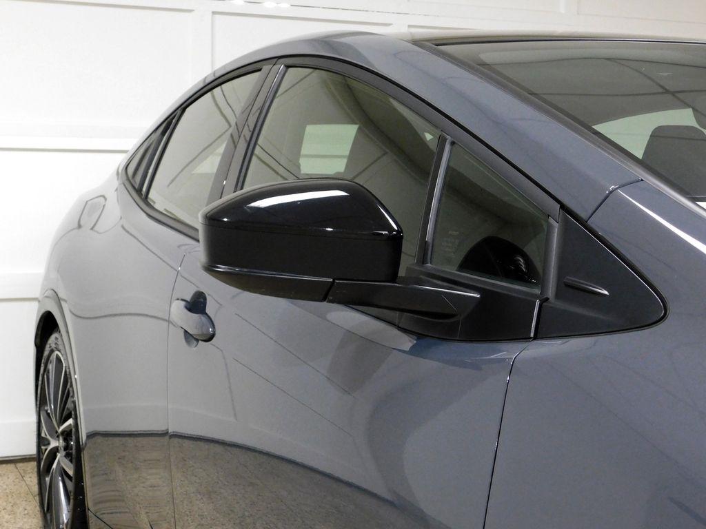 Toyota Prius XLE AWD 2024