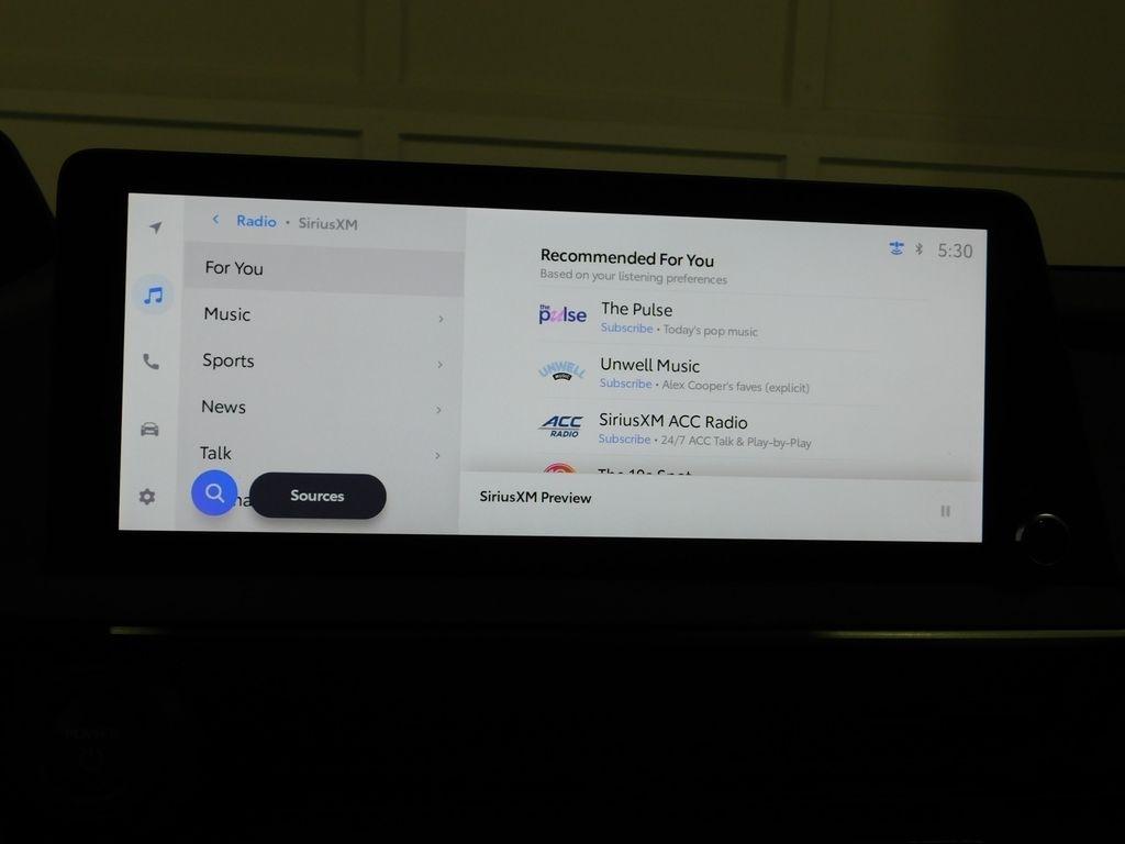Toyota Prius XLE AWD 2024