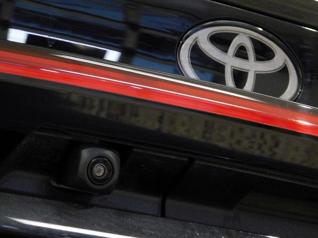 Toyota Prius XLE AWD 2024