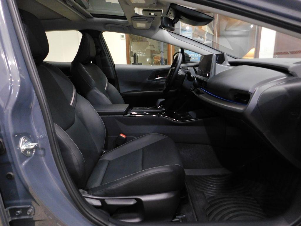 Toyota Prius XLE AWD 2024