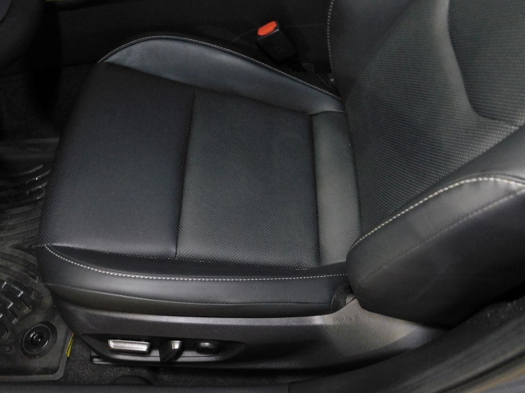 Toyota Prius XLE AWD 2024