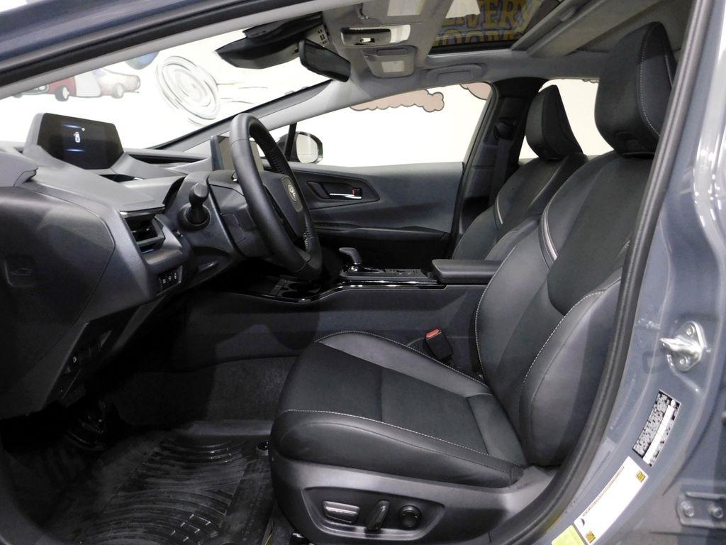 Toyota Prius XLE AWD 2024