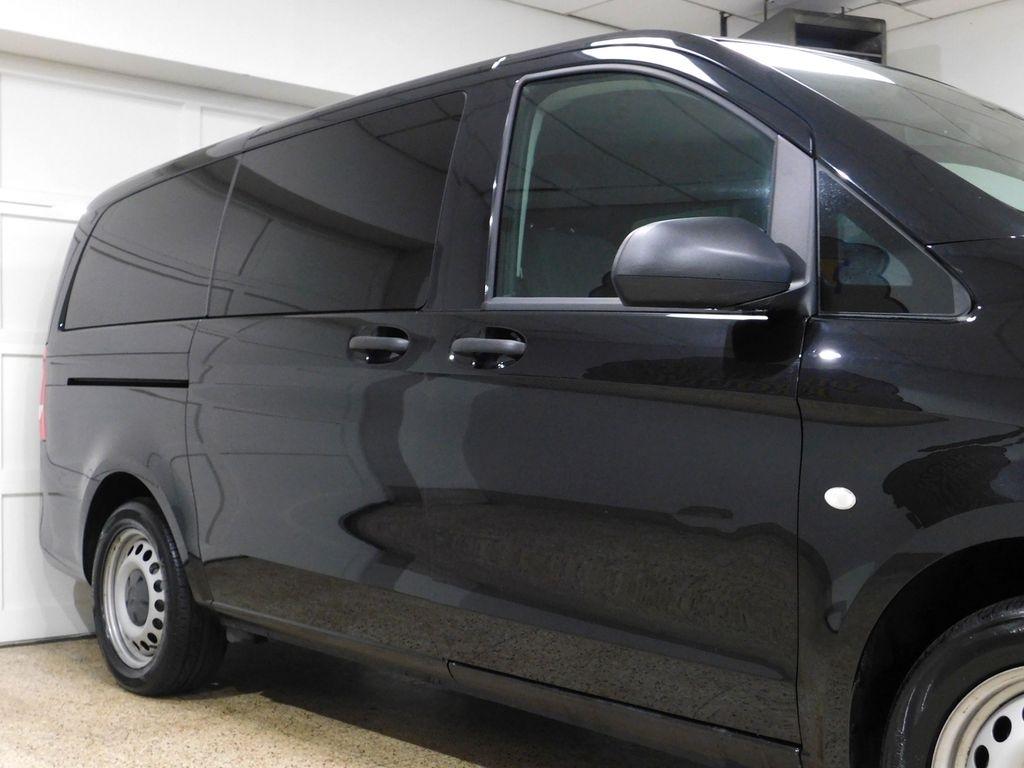 Mercedes-Benz Metris Passenger Van 2019