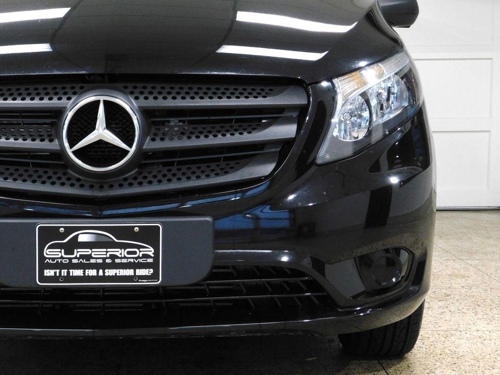 Mercedes-Benz Metris Passenger Van 2019