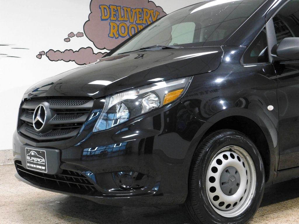 Mercedes-Benz Metris Passenger Van 2019