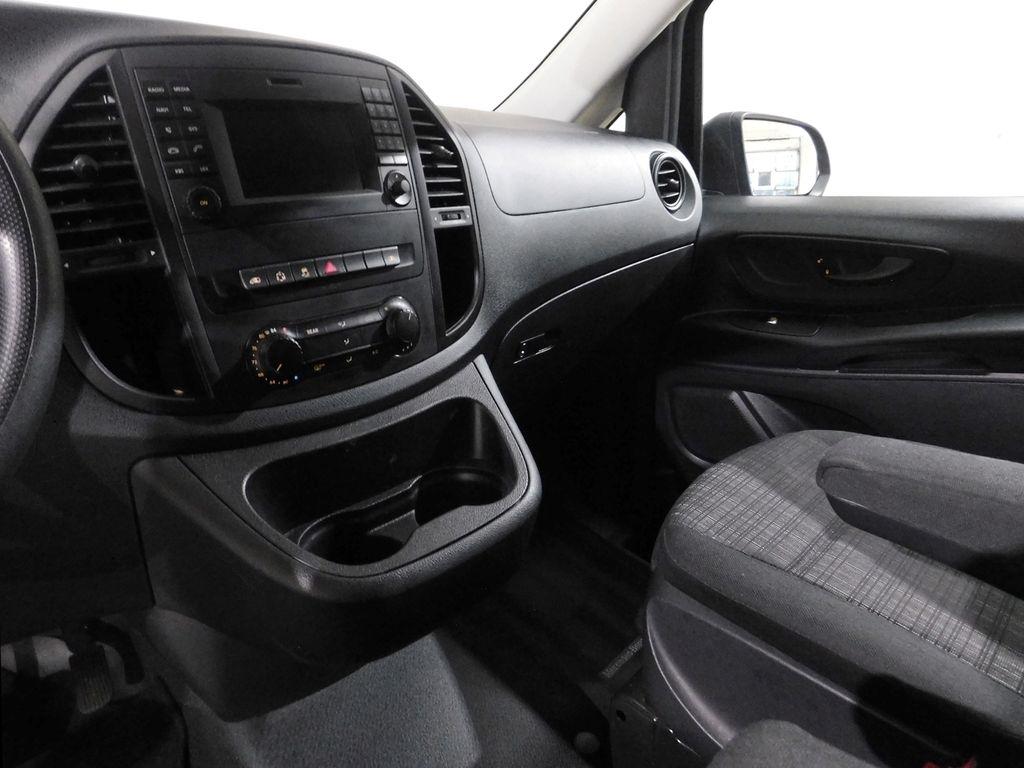 Mercedes-Benz Metris Passenger Van 2019