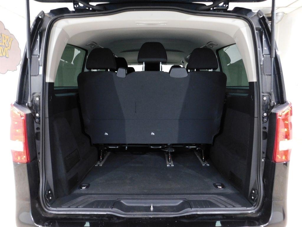 Mercedes-Benz Metris Passenger Van 2019