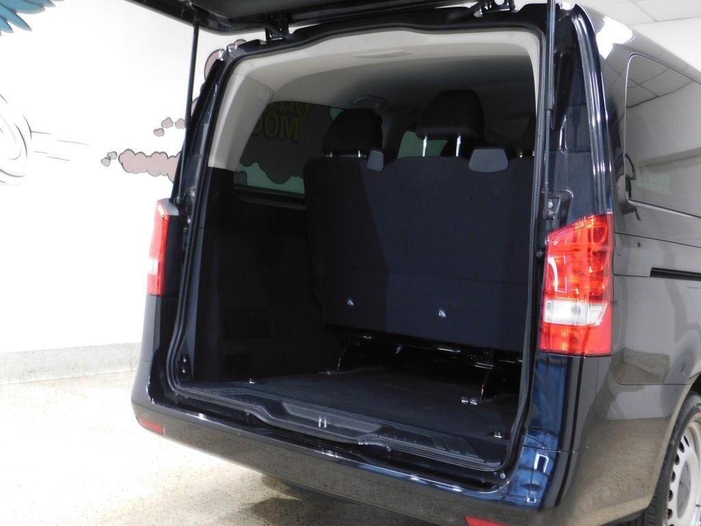 Mercedes-Benz Metris Passenger Van 2019