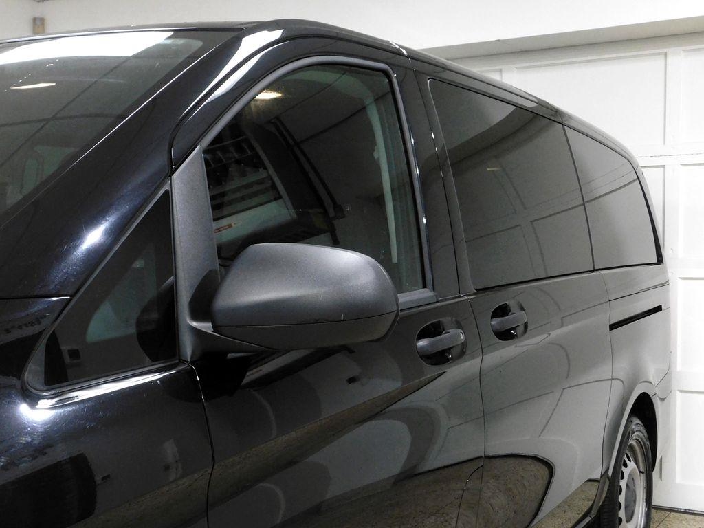 Mercedes-Benz Metris Passenger Van 2019