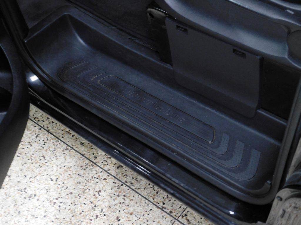 Mercedes-Benz Metris Passenger Van 2019