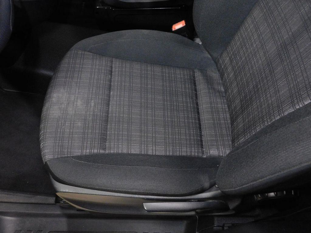 Mercedes-Benz Metris Passenger Van 2019