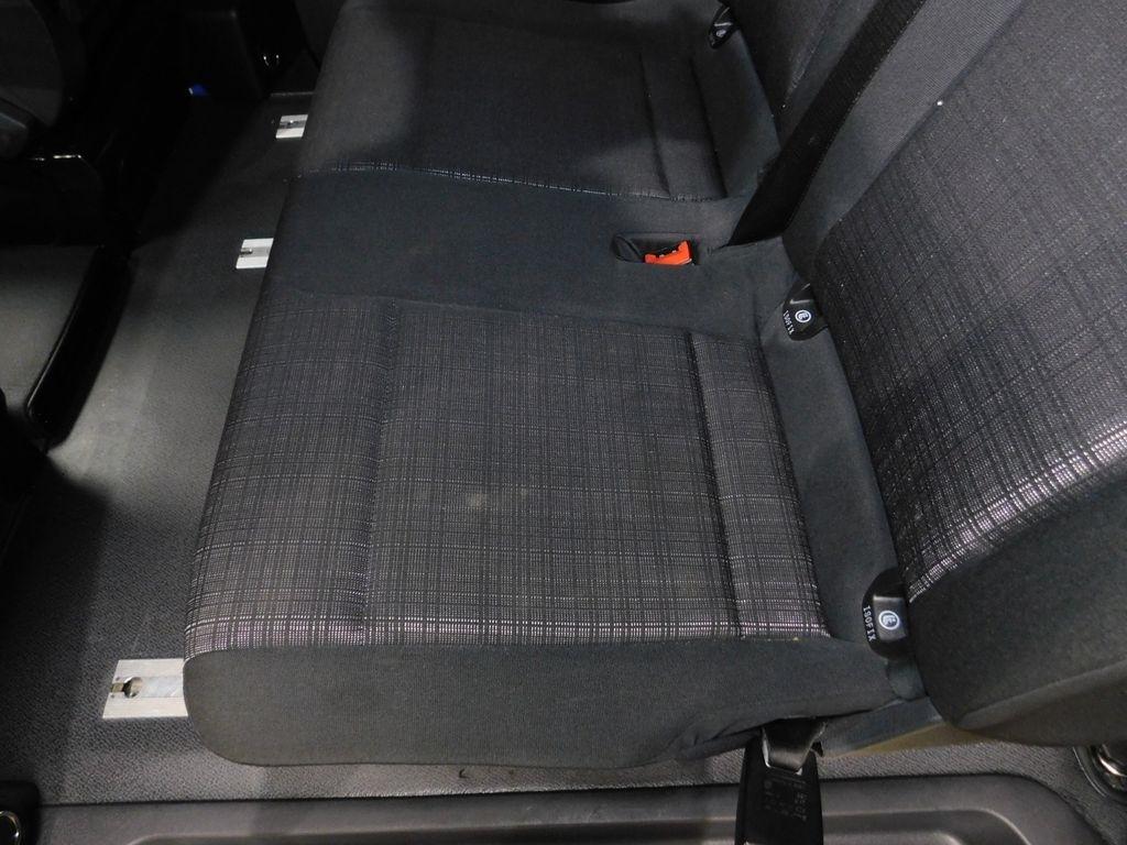 Mercedes-Benz Metris Passenger Van 2019