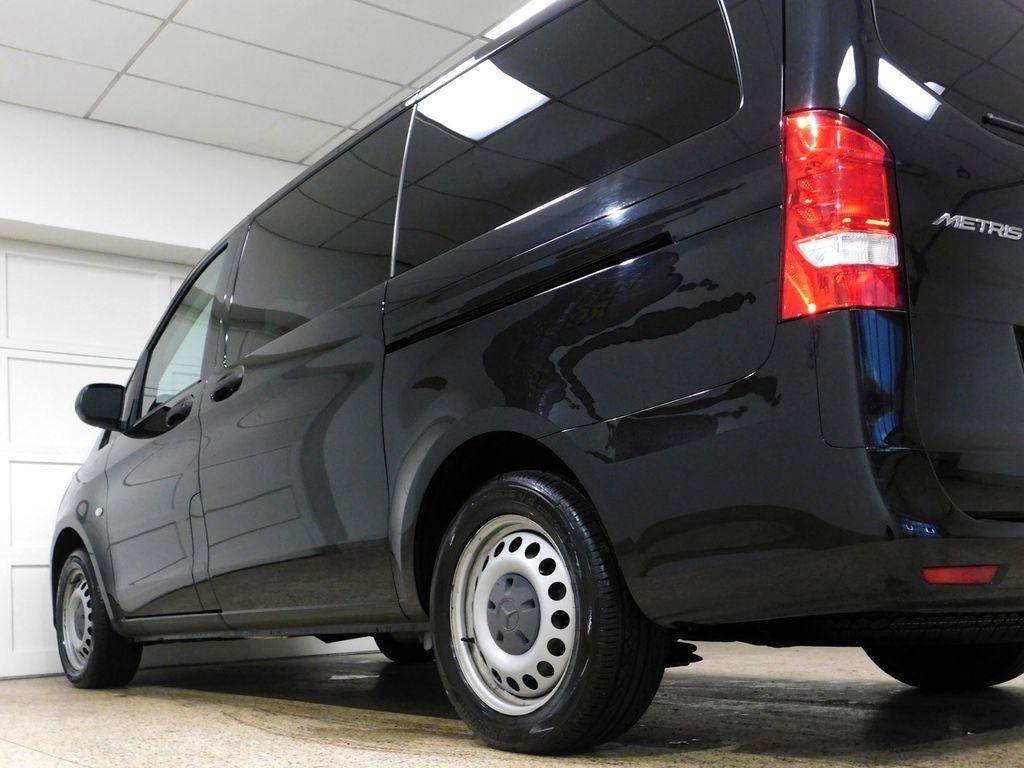 Mercedes-Benz Metris Passenger Van 2019