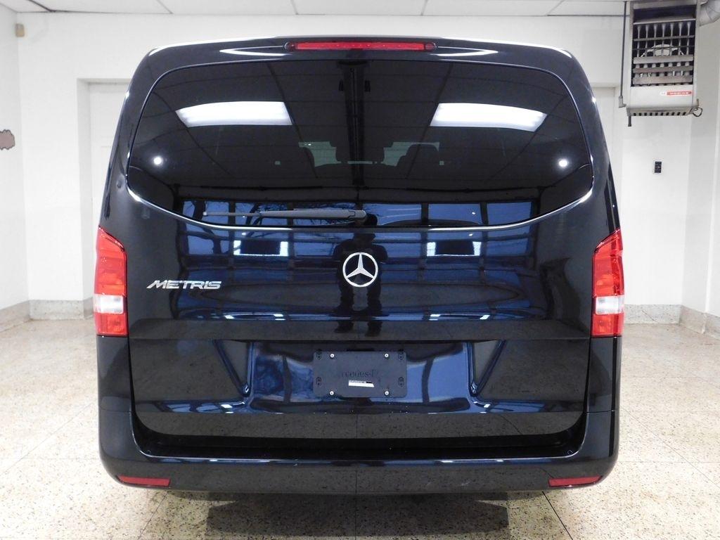 Mercedes-Benz Metris Passenger Van 2019