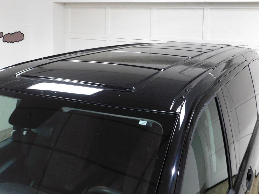 Mercedes-Benz Metris Passenger Van 2019