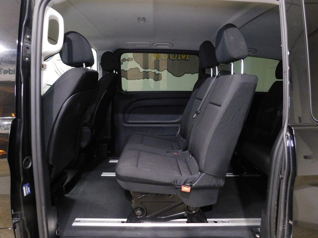 Mercedes-Benz Metris Passenger Van 2019