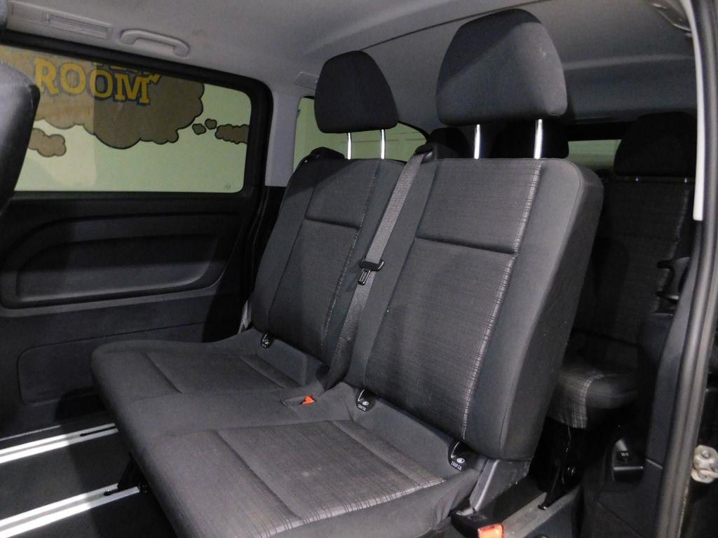 Mercedes-Benz Metris Passenger Van 2019