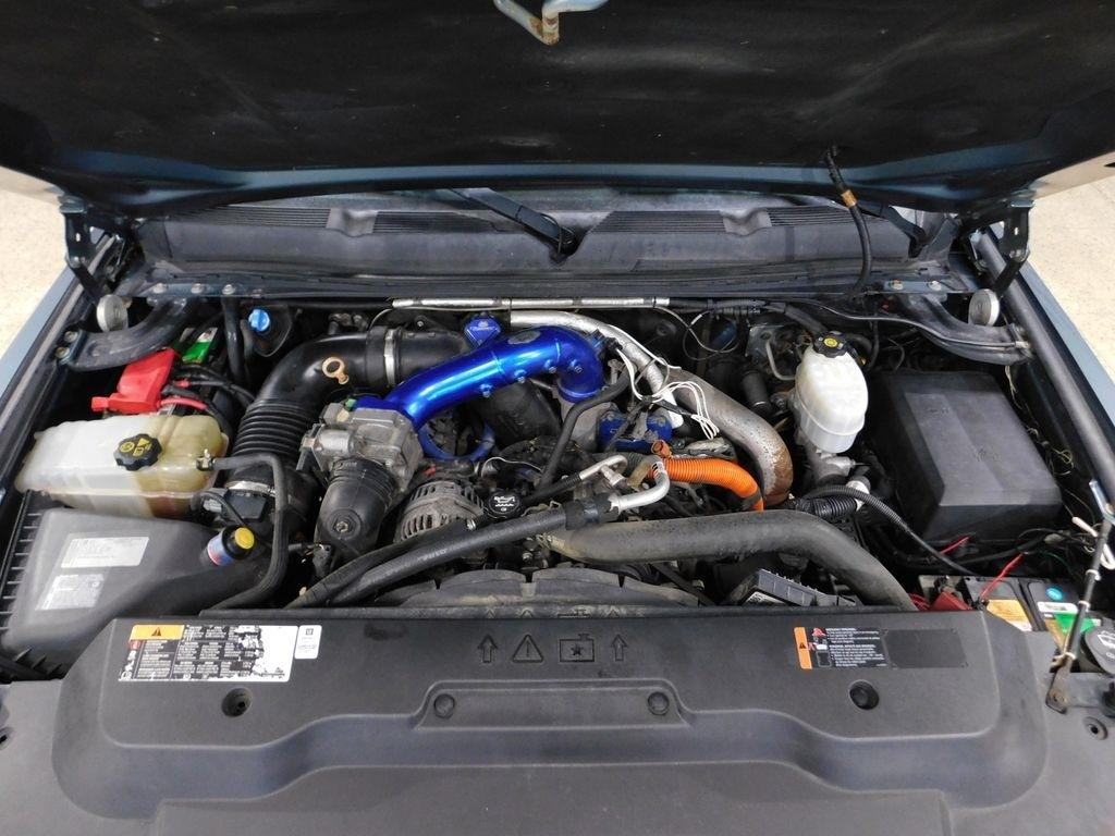Chevrolet Silverado 2500HD LT Crew Cab 4WD 2011
