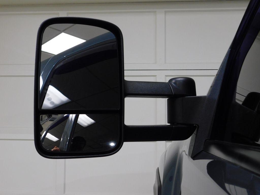 Chevrolet Silverado 2500HD LT Crew Cab 4WD 2011