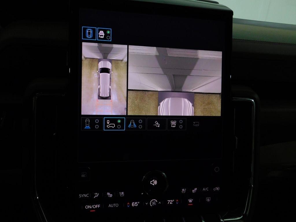 GMC Yukon XL Denali 4WD 2025