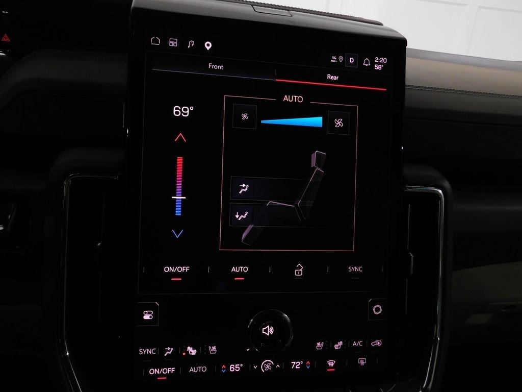 GMC Yukon XL Denali 4WD 2025