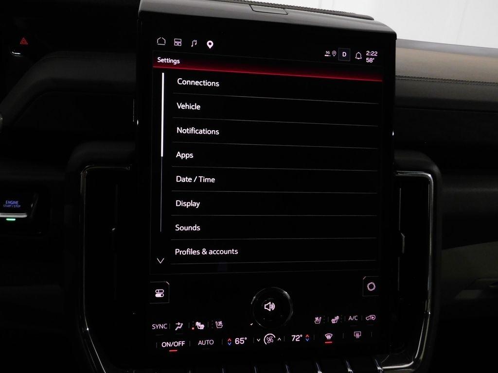 GMC Yukon XL Denali 4WD 2025