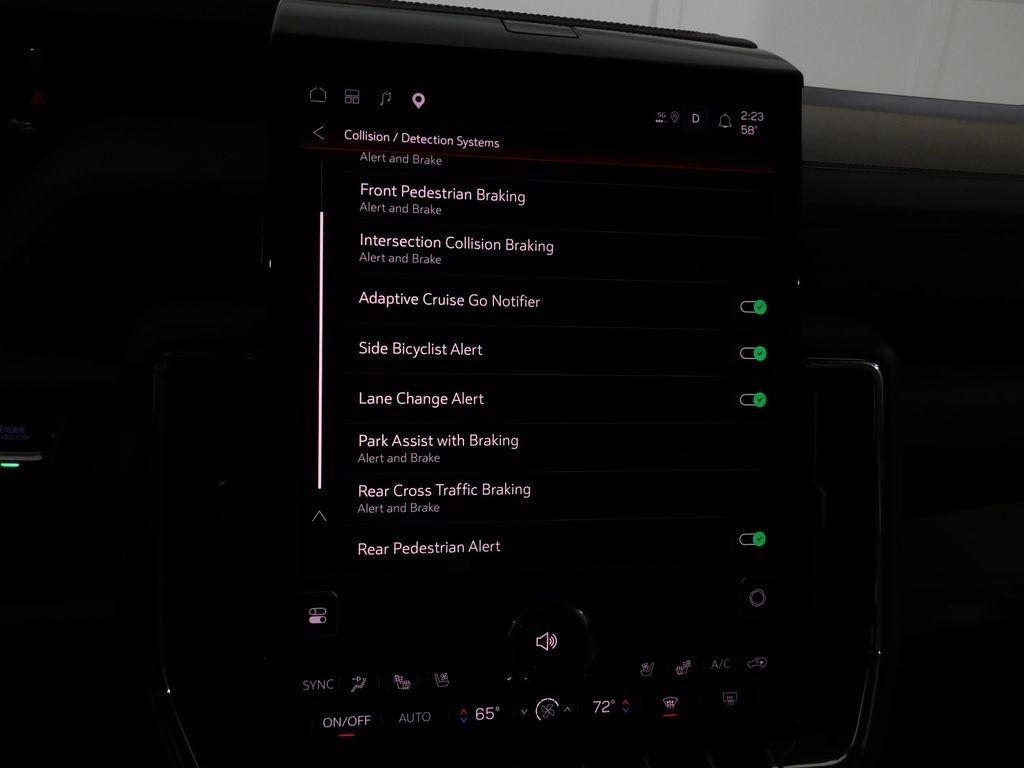 GMC Yukon XL Denali 4WD 2025