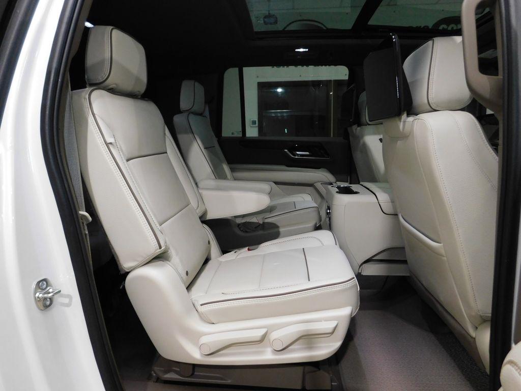 GMC Yukon XL Denali 4WD 2025