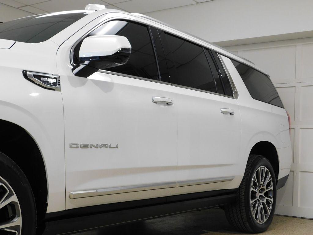 GMC Yukon XL Denali 4WD 2025