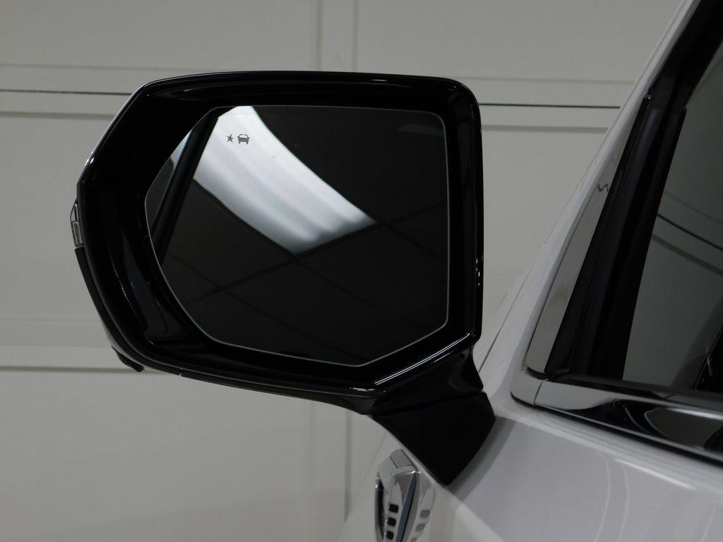 GMC Yukon XL Denali 4WD 2025