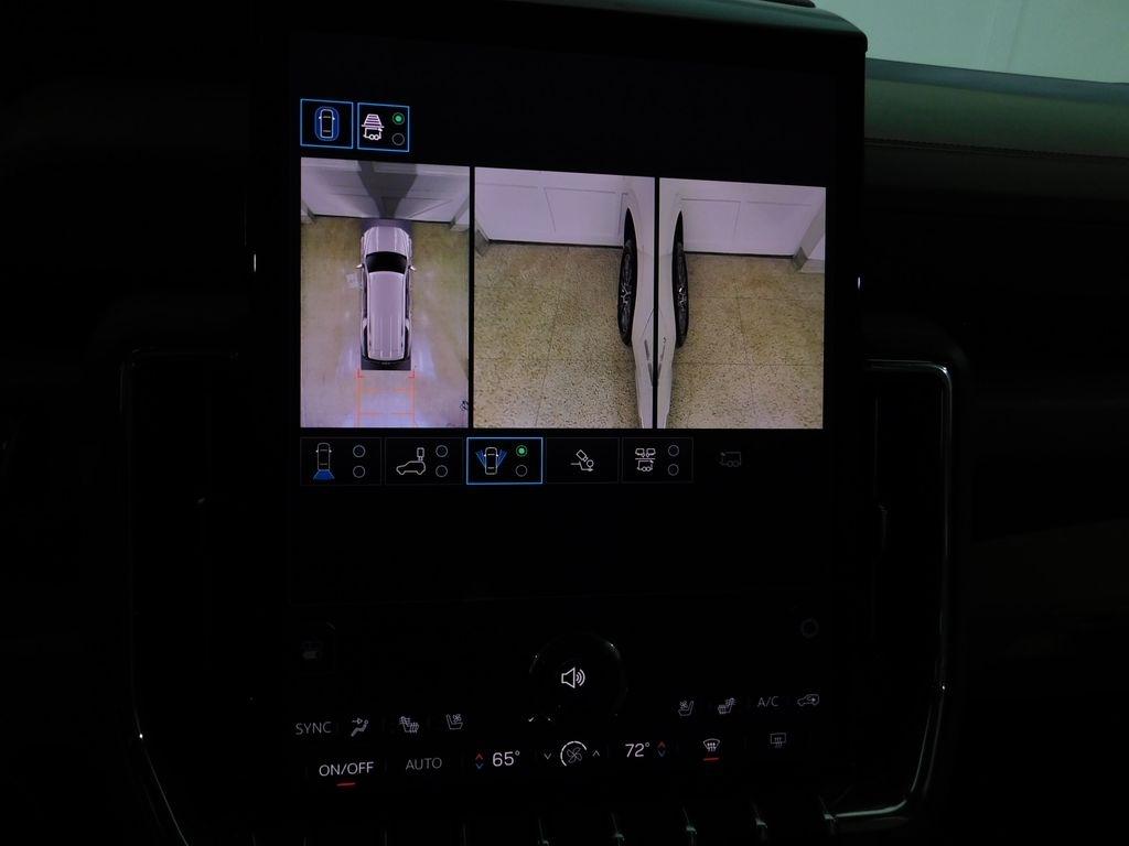 GMC Yukon XL Denali 4WD 2025