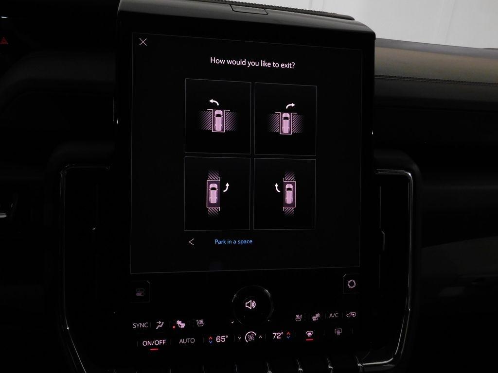 GMC Yukon XL Denali 4WD 2025