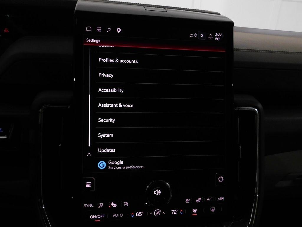 GMC Yukon XL Denali 4WD 2025