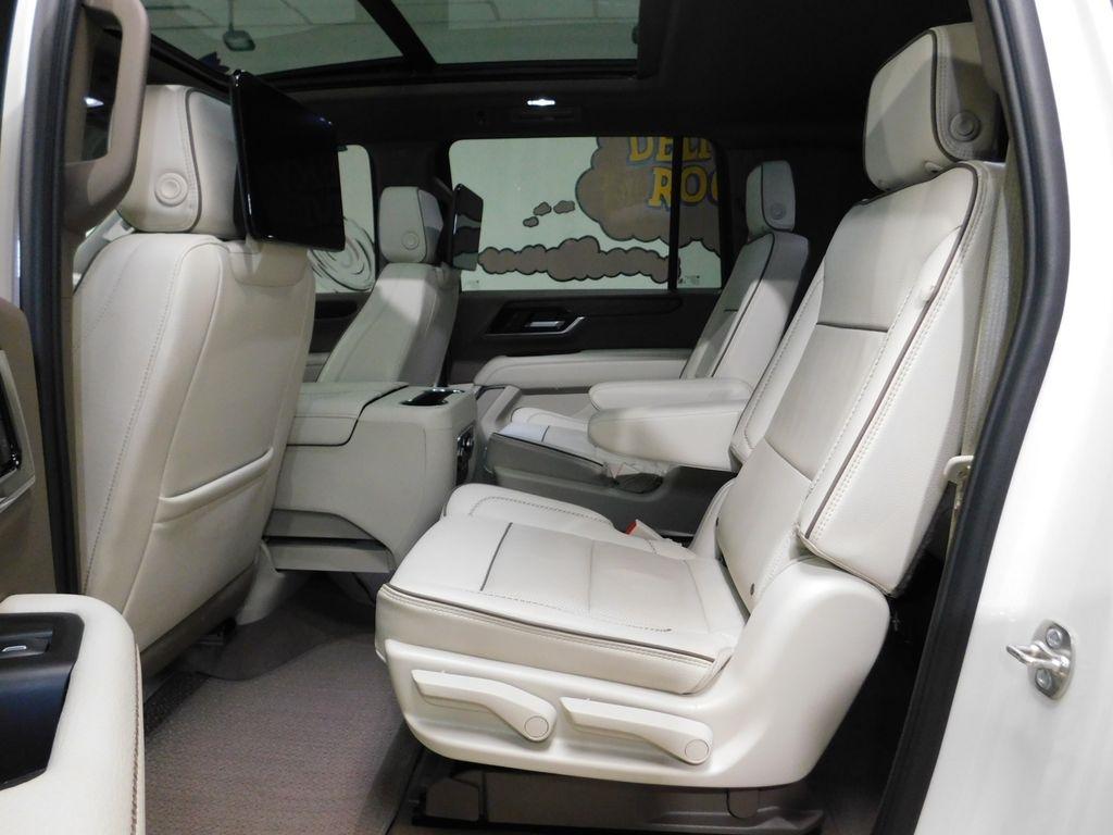 GMC Yukon XL Denali 4WD 2025