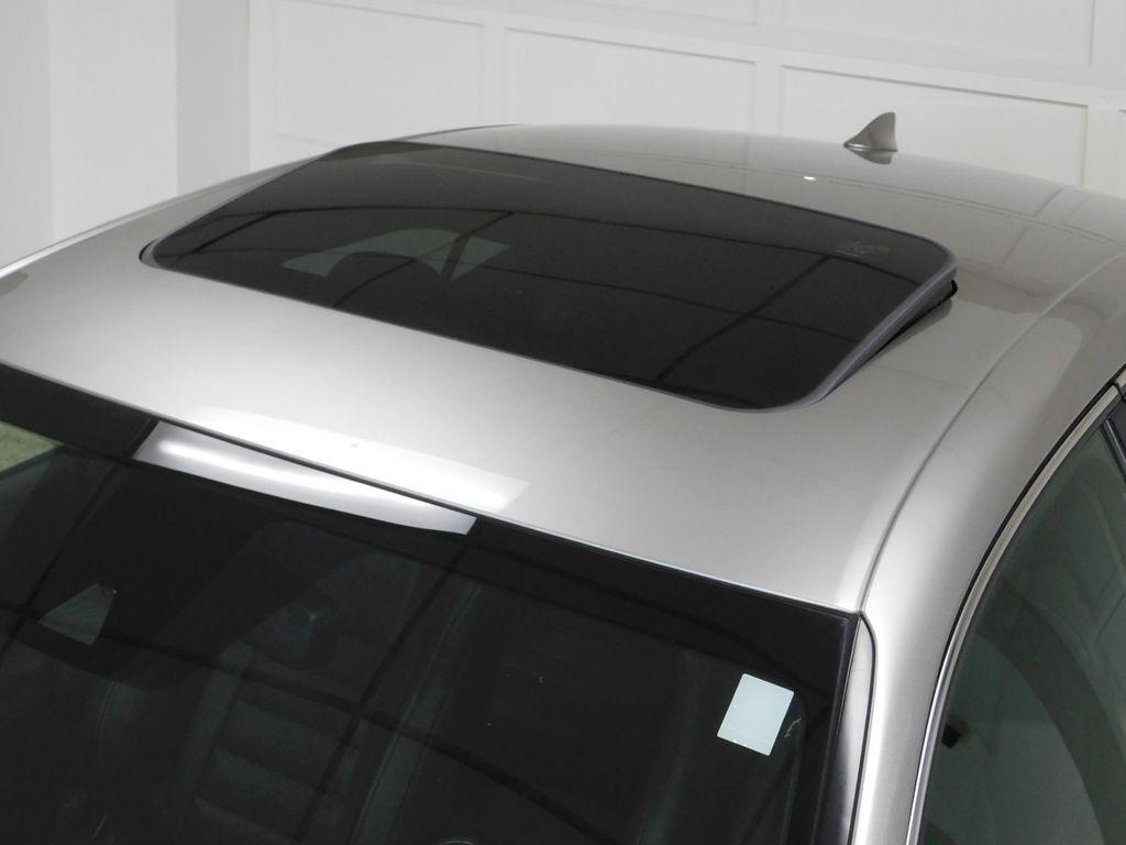 Lexus IS 300 RWD 2018