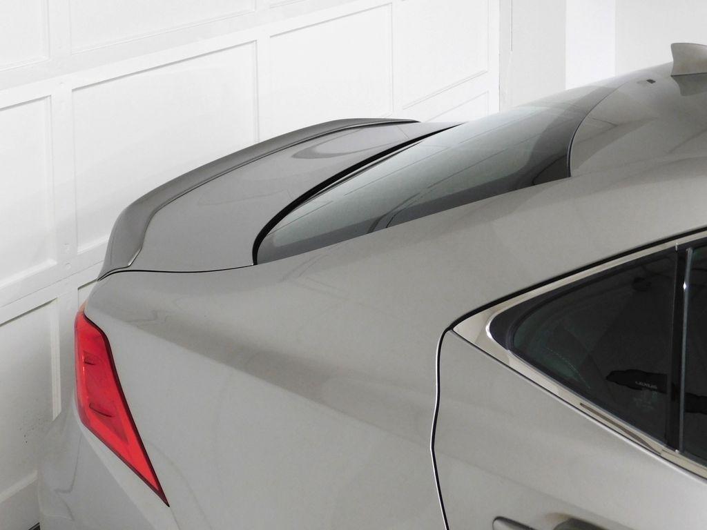 Lexus IS 300 RWD 2018