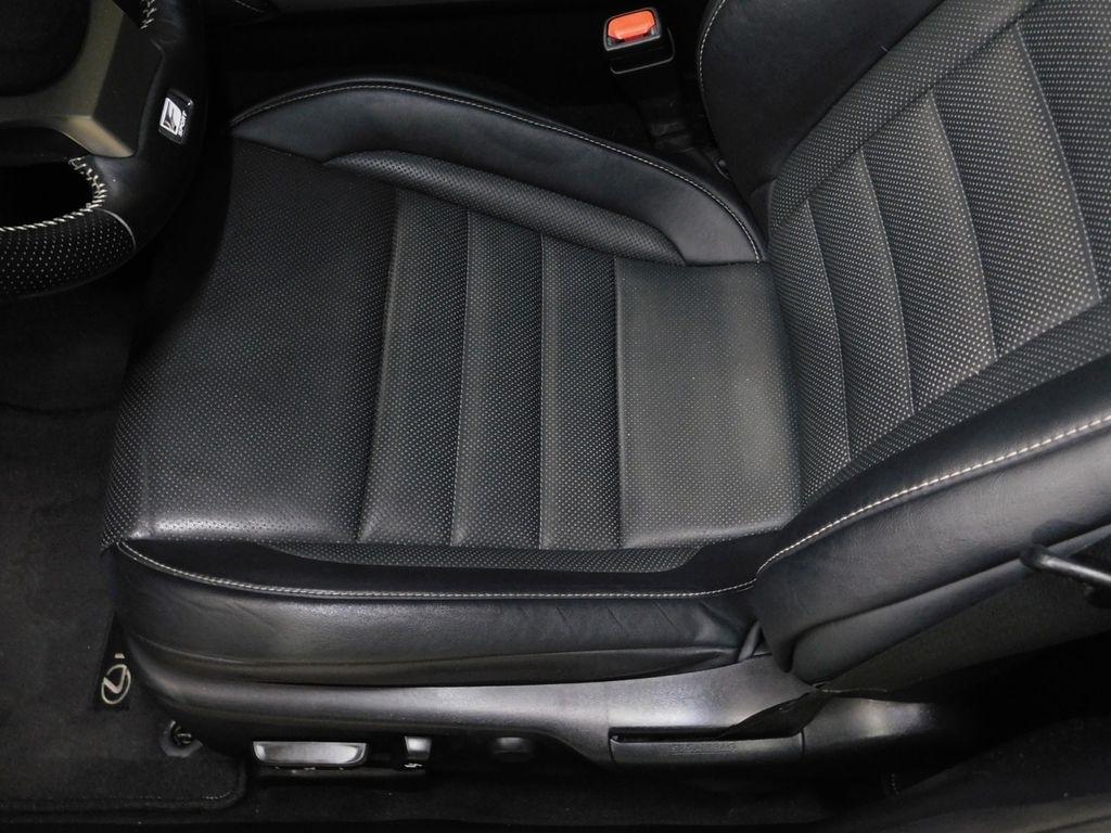 Lexus IS 300 RWD 2018