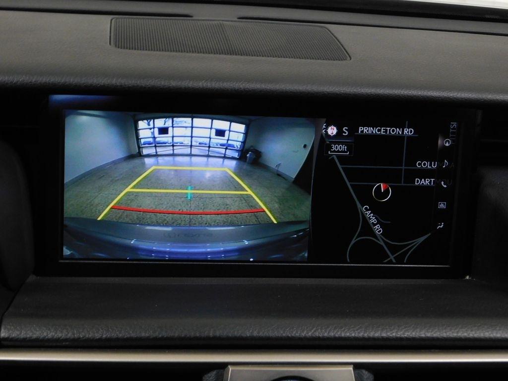 Lexus IS 300 RWD 2018