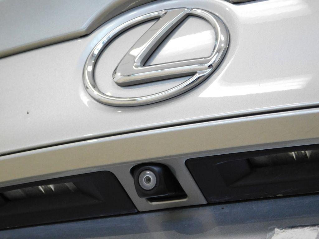 Lexus IS 300 RWD 2018