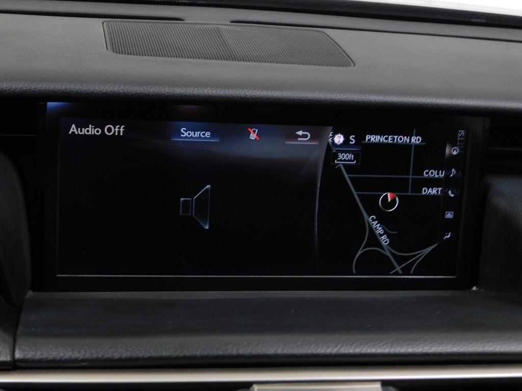 Lexus IS 300 RWD 2018