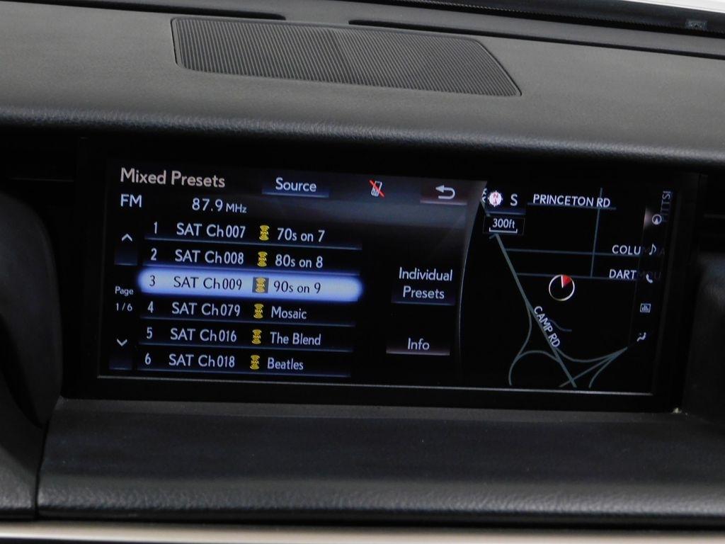 Lexus IS 300 RWD 2018