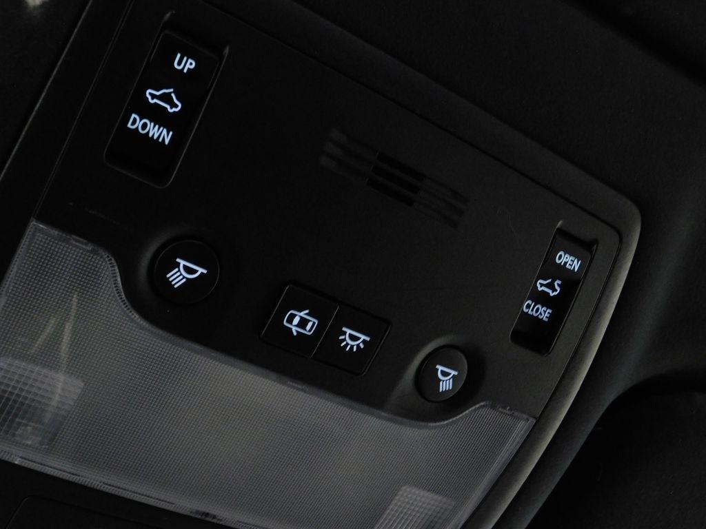 Lexus IS 300 RWD 2018