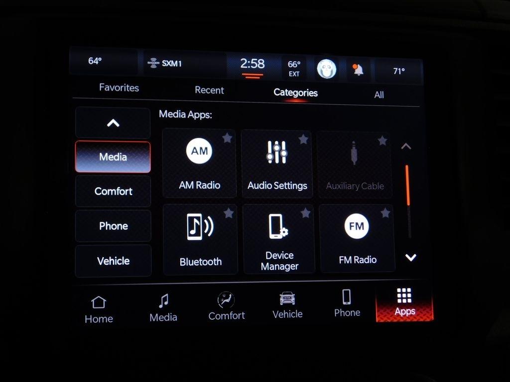 RAM 1500 Classic Tradesman Crew Cab SWB 4WD 2022