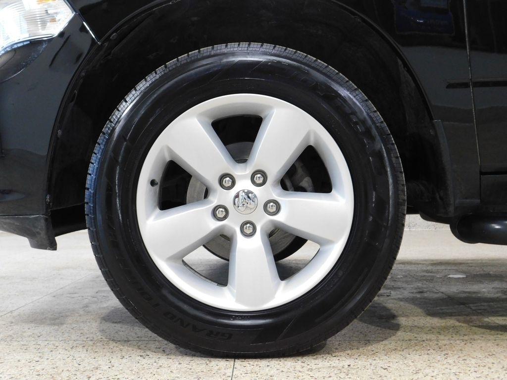 RAM 1500 Classic Tradesman Crew Cab SWB 4WD 2022