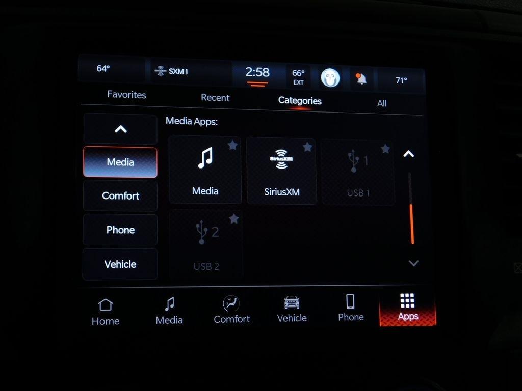 RAM 1500 Classic Tradesman Crew Cab SWB 4WD 2022