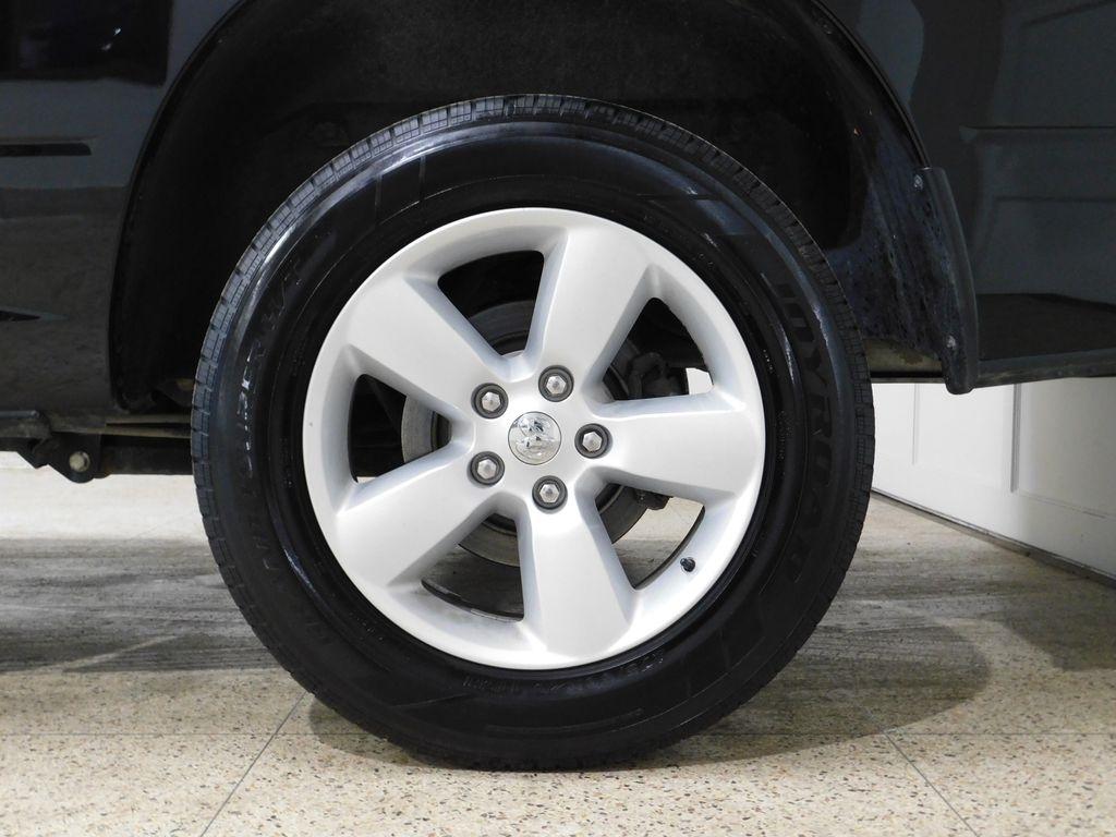 RAM 1500 Classic Tradesman Crew Cab SWB 4WD 2022