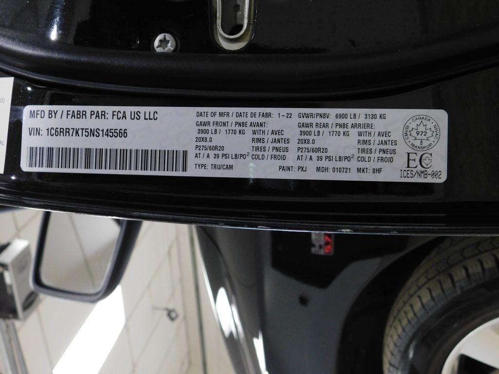 RAM 1500 Classic Tradesman Crew Cab SWB 4WD 2022