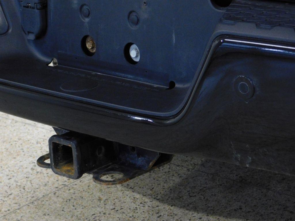 RAM 1500 Classic Tradesman Crew Cab SWB 4WD 2022