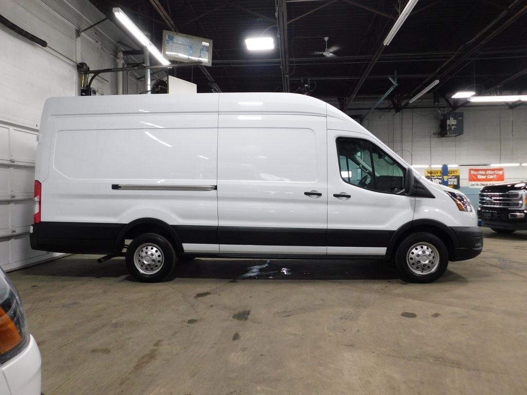 Ford Transit 250 Van High Roof w/Sliding Pass. 148-in. WB EL 2023
